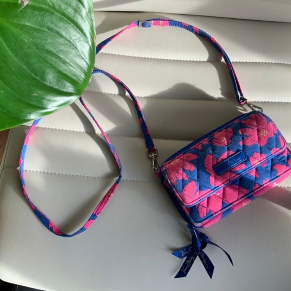 Vera Bradley In Art Poppies Crossbody Wallet